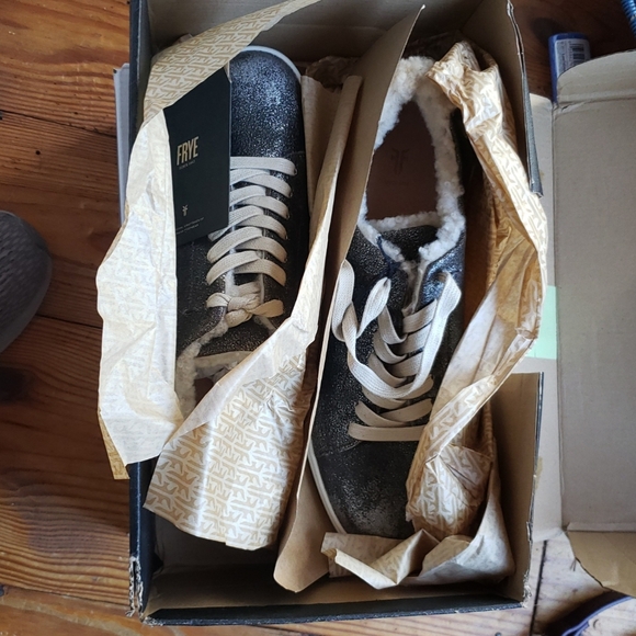 Fyre Ivy Shearling low lace shoes - Picture 7 of 8